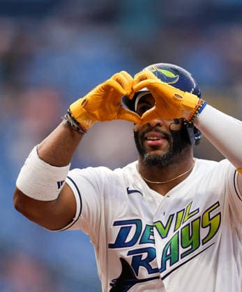 May 15, 2026, U.S.: Tampa Bay Rays designated hitter YANDY DoÂAZ (2) gestures while crossing home plate after hitting a home run during the first inning against the Miami Marlins. The Tampa Bay Rays hosted the Miami Marlins at Tropicana Field in St. Petersburg, FL. U.S. - ZUMAm299 20260515_znp_m299_009 Copyright: xTaylorxMcFeex