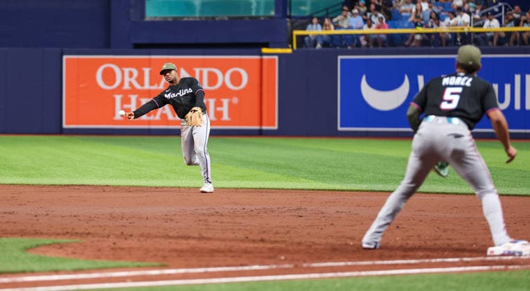 May 15, 2026, U.S.: Miami Marlins second baseman XAVIER EDWARDS (9) throws to first base during a game against the Tampa Bay Rays. The Tampa Bay Rays hosted the Miami Marlins at Tropicana Field in St. Petersburg, FL. MLB, Baseball Herren, USA 2026: Miami Marlins 2:7 Tampa Bay Rays  - ZUMAm299 20260515_znp_m299_022 Copyright: xTaylorxMcFeex