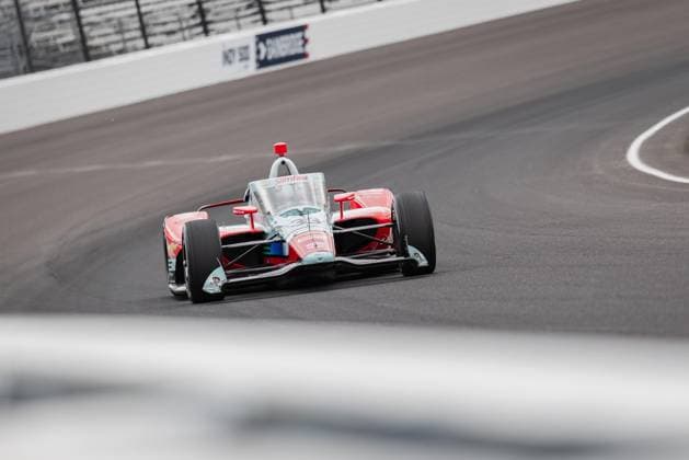 May 15, 2026, Speedway, Indiana, USA: ED CARPENTER, driver of the No. 33 Chevrolet for Ed Carpenter Racing, drives out of Turn 1 during Fast Friday of the 110th Indianapolis 500 at Indianapolis Motor Speedway. Speedway USA - ZUMAw173 20260515_zsp_w173_004 Copyright: xLukexWelshx