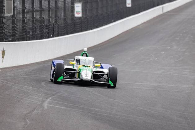 May 15, 2026, Speedway, Indiana, USA: CAIO COLLET, driver of the No. 4 Chevrolet for AJ Foyt Enterprises, drives into Turn 1 during Fast Friday of the 110th Indianapolis 500 at Indianapolis Motor Speedway. IndyCar, Indy Car, IRL, USA 2026: Indy 500 Fast Friday Practice  - ZUMAw173 20260515_zsp_w173_022 Copyright: xLukexWelshx