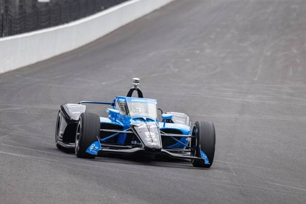 May 15, 2026, Speedway, Indiana, USA: KYLE KIRKWOOD, driver of the No. 27 Honda for Andretti Global, drives into Turn 1 during Fast Friday of the 110th Indianapolis 500 at Indianapolis Motor Speedway. IndyCar, Indy Car, IRL, USA 2026: Indy 500 Fast Friday Practice  - ZUMAw173 20260515_zsp_w173_023 Copyright: xLukexWelshx