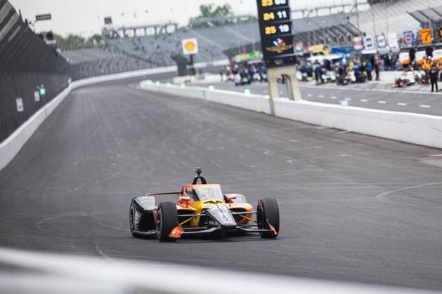 May 15, 2026, Speedway, Indiana, USA: MARCUS ERICSSON, driver of the No. 28 Honda for Andretti Global, drives into Turn 1 during Fast Friday of the 110th Indianapolis 500 at Indianapolis Motor Speedway. Speedway USA - ZUMAw173 20260515_zsp_w173_034 Copyright: xLukexWelshx