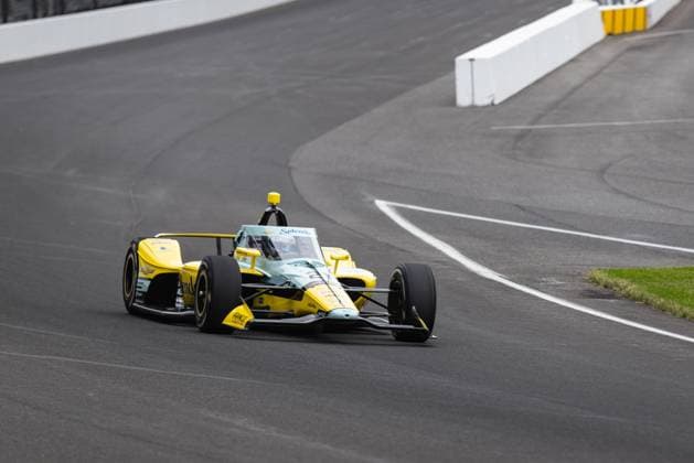 May 15, 2026, Speedway, Indiana, USA: CHRISTIAN RASMUSSEN, driver of the No. 21 Chevrolet for Ed Carpenter Racing, drives into Turn 1 during Fast Friday of the 110th Indianapolis 500 at Indianapolis Motor Speedway. Speedway USA - ZUMAw173 20260515_zsp_w173_046 Copyright: xLukexWelshx