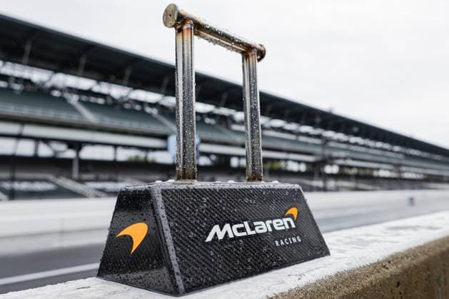 May 15, 2026, Speedway, Indiana, USA: Pit equipment for Arrow McLaren in the NTT IndyCar, Indy Car, IRL, USA Series is placed on pit wall during Fast Friday of the 110th Indianapolis 500 at Indianapolis Motor Speedway. INDYCAR 2026: Indy 500 Fast Friday Practice  - ZUMAw173 20260515_zsp_w173_070 Copyright: xLukexWelshx