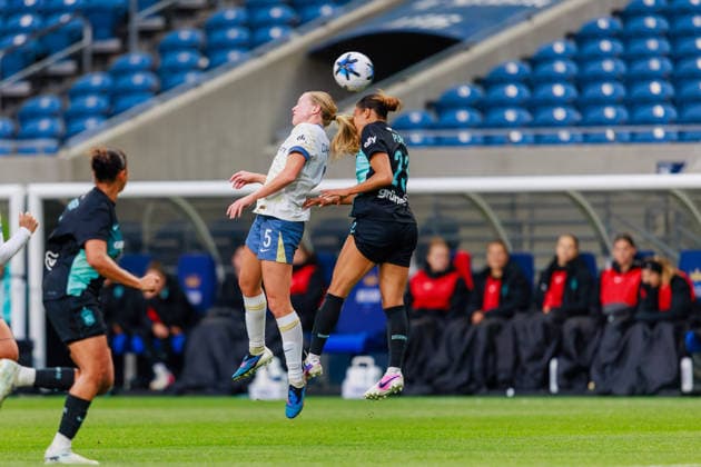 May 15, 2026, Seattle, Washington, USA: Seattle Reign FC Forward MADDIE DAHLIEN (5) and NY Gotham FC Forward MIDGE PURCE ( 23) in action during a NWSL 2026 regular season game between Seattle Reign FC and NY Gotham FC at Lumen Field in Seattle on May 15, 2026. Gotham FC won 2:0. 2026 Soccer: NWSL Seattle Reign 0:2 NY Gotham  - ZUMAw150 20260515_zsp_w150_009 Copyright: xJasonxWangx