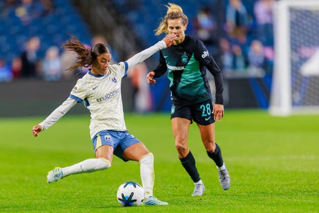 May 15, 2026, Seattle, Washington, USA: Seattle Reign FC Midfielder SAM MEZA (20) in action during a NWSL 2026 regular season game between Seattle Reign FC and NY Gotham FC at Lumen Field in Seattle on May 15, 2026. Gotham FC won 2:0. 2026 Soccer: NWSL Seattle Reign 0:2 NY Gotham  - ZUMAw150 20260515_zsp_w150_035 Copyright: xJasonxWangx
