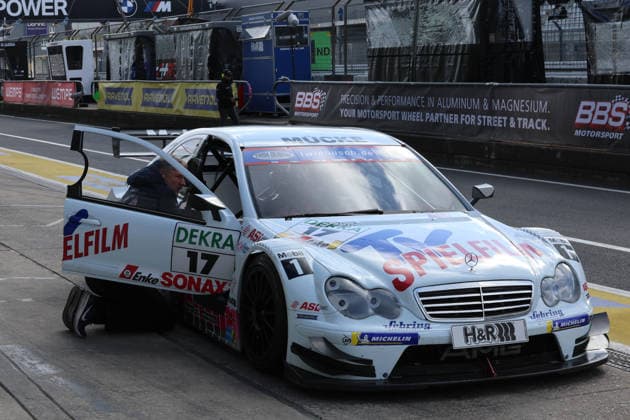 Nürburg, Deutschland 14.-17. Mai 2026: ADAC Ravenol 24h Rennen Nürburgring - 2026 - Samstag Pitlane Boxengasse TWL Qualifying 2 Tourenwagen Legenden Im Bild: 17 BWT Mücke Motorsport - Mercedes Benz C-Klasse DTM - (Peter Mücke) Nürburgring Rheinland Pfalz Copyright: xFotostandx xFabianxWernerx
