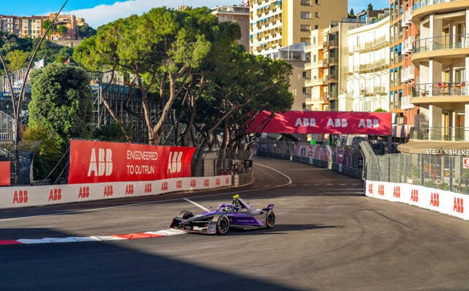 Monaco EPrix Round 9 Nico Muller of Switzerland driving the (51) Porsche Formula E Team Porsche 99X Electric through Sainte-DÃ vote during the Free Practice 1 of the Monaco E-Prix Round 9 at Circuit de Monaco, Monte Carlo 16 05 2026 UK Newspapers OUT Copyright: xNickxEmmersonx FIL-23438-0015