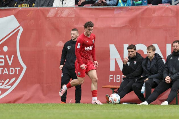 16.05.2026, Herren, Fussball, Saison 2025 2026, Regionalliga Bayern, 34. Spieltag: TSV Aubstadt - SpVgg Bayreuth Marvin Weiß ( 18, TSV Aubstadt) Sulzfeld Schulstadion Aubstadt (NGN Arena) Bayern Deutschland