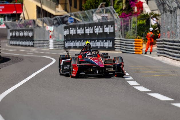 Nyck de Vries (Mahindra Racing, 21) während waehrend des Qualifyings, ABB FIA Formula E World Championship, WM, Weltmeisterschaft Monaco e-Prix 2026, Monte Carlo, Saison 12 2025 26, Runde 9, 16.05.2026, ABB FIA Formula E World Championship, Monaco e-Prix 2026, Monte Carlo, Saison 12 2025 26, Runde 9, 16.05.2026 Monte Carlo Copyright: xEibner-Pressefoto LauraxRoemerx EP_LRR