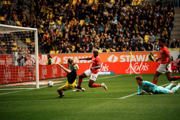 Deutschland: Fußball 3. Liga Männer 2025 - 2026, 38. Spieltag - TSV Alemannia Aachen vs TSV Havelse - Tivoli (Aachen): Tor Lars Gindorf (Alemannia Aachen, 23) Copyright: xThiemoxRudolphx