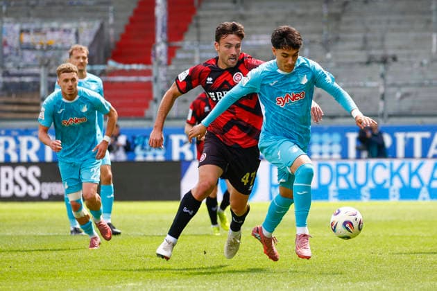 16.05.2026, xavx, Fussball 3.Liga, SV Wehen Wiesbaden - TSG Hoffenheim U23 v.l. David Suarez (SV Wehen Wiesbaden), Deniz Zeitler (TSG 1899 Hoffenheim II) (DFL DFB REGULATIONS PROHIBIT ANY USE OF PHOTOGRAPHS as IMAGE SEQUENCES and or QUASI-VIDEO) Wiesbaden
