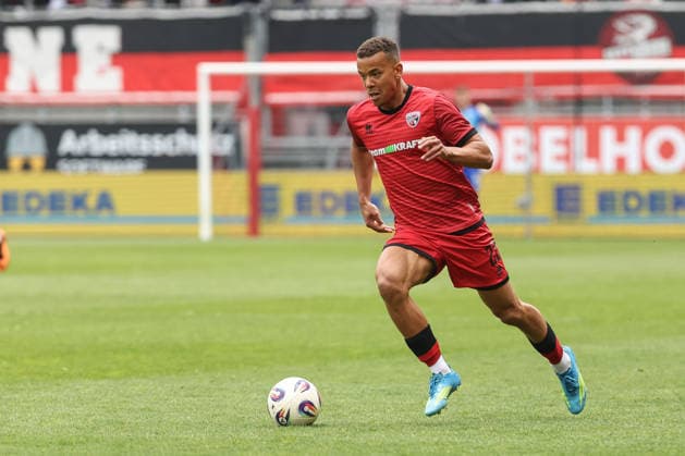 3. Liga; FC Ingolstadt 04 - SV Waldhof Mannheim; Marcel Costly (22, FCI) 3. Liga - FC Ingolstadt 04 Saison 2025 2026 SV Waldhof Mannheim;