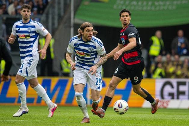 3.Liga MSV Duisburg - Viktoria Köln ** NUR FÜR REDAKTIONELLE ZWECKE ** EDITORIAL USE ONLY **<p>Fußball 3.Liga MSV Duisburg - Viktoria Köln am 16.05.26 in der Schauinsland-Reisen Arena in Duisburg Joshua Bitter ( Duisburg ) Duisburg Copyright: JakobxKlos