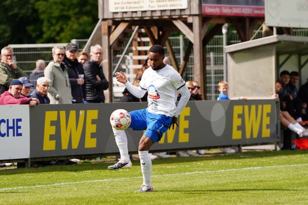 Fußball I Herren I Saison 2025-2026 I Regionalliga Nord I 34. Spieltag I SSV Jeddeloh II - SV Drochtersen Assel I 16.05.2026 Dominique Ndure (7, SSV Jeddeloh II) Edewecht HASKAMP-Arena Niedersachsen Deutschland Copyright: xLobeca JonasxBoningx