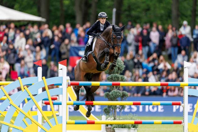 HAMBURG - Al Shira aa 95. Deutsches Spring- und Dressur DERBY 2026, HAMBURG - Al Shira aa 95. Deutsches Spring- und Dressur DERBY 2026 MEYER-ZIMMERMANN Janne Friederike (GER), Cellagon Cascais LONGINES Grand Prix of Hamburg Al Shira aa CSI5* Tour CSI5*: Int. jumping competition with jump-off (1,60m) Hamburg, Jenischpark, Derby Park Klein Flottbek 16. May 2026 -