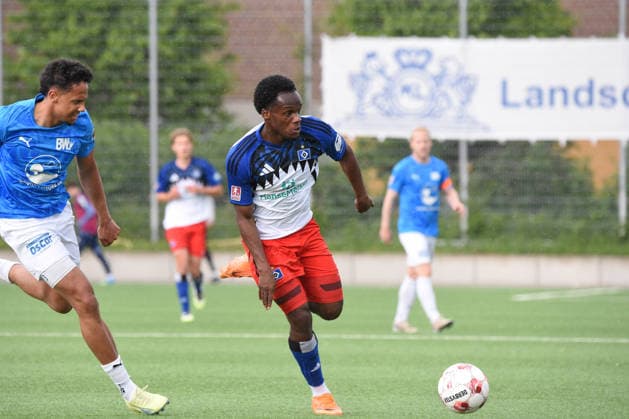 Fußball, Saison 2025 26, Regionalliga Nord, Hamburger SV II U21, U 21 - BW Lohne, Stadion Hoheluft (Hamburg), 16.05.2026, 34. Spieltag Maurice Osei Boakye ( 11, HSV, Torschütze) Hamburg Deutschland