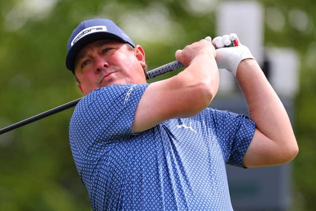 NEWTON SQUARE, PA - MAY 15: Jason Dufner of the United States tees off at the tenth tee during Round two of the 2026 PGA, Golf Herren Championship on May 15, 2026 at Aronimink Golf Club in Newtown Square, Pennsylvania. (Photo by Rich Graessle Icon Sportswire) GOLF: MAY 15 PGA PGA Championship EDITORIAL USE ONLY Icon260515258122