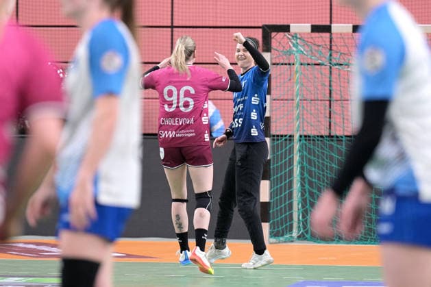Sara Suba (TusSies Metzingen, 77) im Tor Jubelt nach ihrem Tor TusSies Metzingen vs. Union Neckarsulm , Handball, Alsco HBF, 5. Play-Off Ligaspieltag, Saison 2025 2026, 16.05.2026 TusSies Metzingen vs. Sport-Union Neckarsulm , Handball, Alsco HBF, 5. Play-Off Ligaspieltag, Saison 2025 2026, 16.05.2026 Tuebingen Copyright: xEibner-Pressefoto TobiasxBaurx EP_TBR
