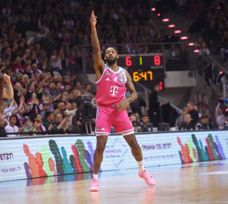 Jeff Garrett Telekom Baskets Bonn vs. Fitness First Würzburg Baskets Playoffs Viertelfinale Spiel 1 - Saison 2025 26