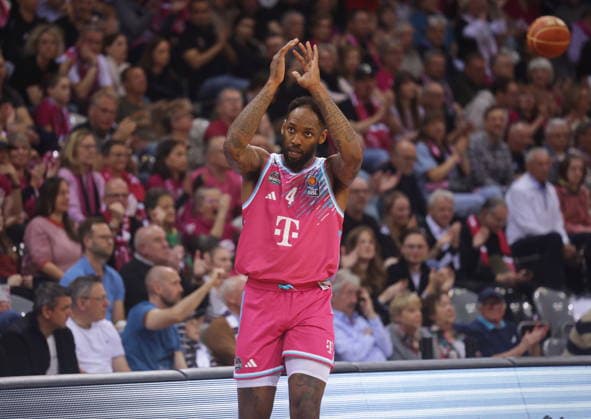 Jeff Garrett Telekom Baskets Bonn vs. Fitness First Würzburg Baskets Playoffs Viertelfinale Spiel 1 - Saison 2025 26