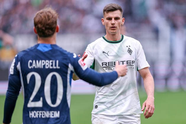 16.05.2026, Fußball, Borussia Mönchengladbach - TSG 1899 Hoffenheim, 1. Fußball Bundesliga, 34.Spieltag, Borussia-Park, Saison 2025 2026: Cole Campbell (TSG Hoffenheim 20) neben Yannik Engelhardt (Borussia Mönchengladbach 06) DFB regulations prohibit any use of photographs as image sequences and or quasi-video. Nordrhein-Westfalen Deutschland