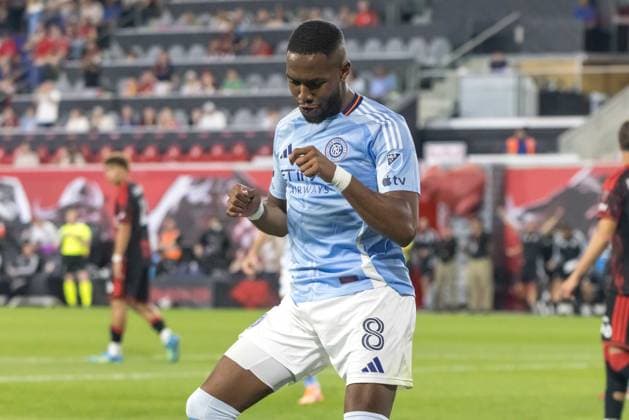 new york red bulls e new york city fc pela major league soccer Andres Perea of NYCFC celebrates his goal during the match between the New York Red Bulls and New York City FC, in Major League Soccer, at Sports Illustrated Stadium, on Saturday, May 16, 2026. harrison sports illustrated stadium NJ united states Copyright: xWILLIAMxVOLCOVx