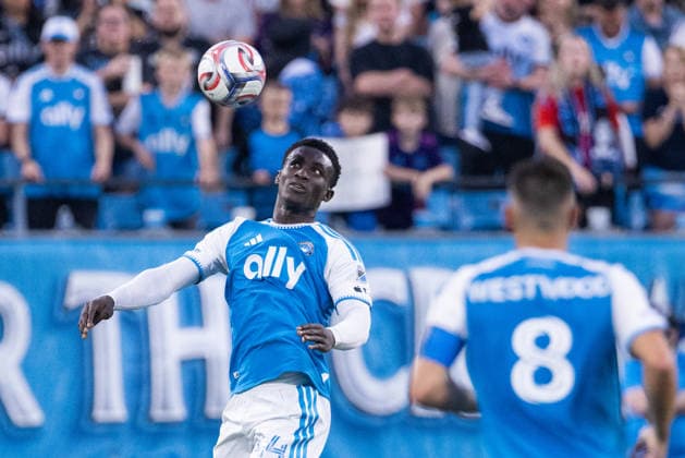 MLS, Fussball Herren, USA 2026: Toronto FC At Charlotte FC May 16 May 16, 2026: Charlotte FC defender Morrison Agyemang (44) collects the ball against the Toronto FC during the first half of the Major League Soccer match up at Bank of America Stadium in Charlotte, NC. (Scott Kinser CSM) (Credit Image: Â Scott Kinser Cal Media) Charlotte Nc United States EDITORIAL USE ONLY Copyright: xx ZUMA-20260516_zma_c04_038.jpg ScottxKinserx csmphotothree490640