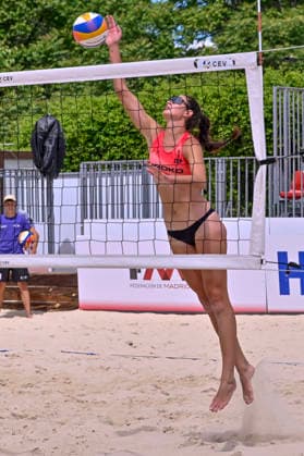 May 17, 2026, Madrid, Madrid, Spain: SOFIA IZUZQUIZA CORULLA of Spain during the men s preliminary round match (Pool A) between the German national team, Nationalteam and the Spanish national team, held at the Beach Pro Tour Futures Madrid 2026 at the Parque Deportivo Puerta de Hierro on May 15, 2026, in Madrid, Spain. Beach Pro Tour Futures Madrid 2026 (Men s) - 15.08.26  - ZUMAc312 20260517_zsp_c312_013 Copyright: xOscarxManuelxSanchezx