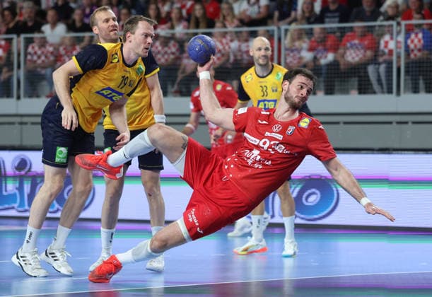 Croatia v Sweden: Internation Friendly Handball Match Veron Nacinovic of Croatia shoots during the International Friendly, Länderspiel, Nationalmannschaft handball match between Croatia and Sweden at Arena Varazdin on May 16, 2026.  SanjinxStrukic PIXSELL