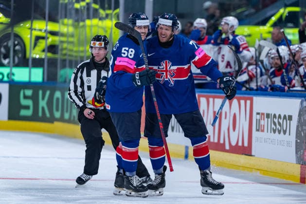 ZURICH, SWITZERLAND - MAY 17: Nathanael Halbert (Great Britain, 79) during his goal 1:1 celebration with David Clements (Great Britain, 58) during the Preliminary Round - Group A Match 11 between Great Britain and United States at the IIHF Ice hockey, Eishockey World Championship, WM, Weltmeisterschaft 2026, Swiss Life Arena on May 17, 2026 in Zurich, Switzerland. Zurich Switzerland Copyright: xTimoxSteinx