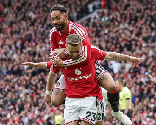Premier League Manchester United, ManU vs Nottingham Forest Luke Shaw of Manchester United celebrates his goal to make it 1-0 with team mates during the Premier League match Manchester United vs Nottingham Forest at Old Trafford, Manchester, United Kingdom on 17 May 2026 (Photo by Mark Cosgrove News Images) Manchester Old Trafford Greater Manchester United Kingdom Copyright: xMarkxCosgrove NewsxImagesx
