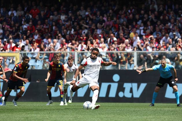 Foto IPP ACGE Genova 17 05 2026 Campionato di Calcio Serie A 2025 2026 Genoa-Milan nella foto: Christopher Alan Nkunku realizza il rigore Italy Photo Press World Copyright Genova italy Italia ITALY  Copyright: xR4924_italyphotopressx