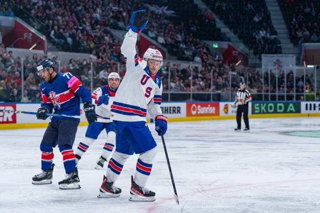 ZURICH, SWITZERLAND - MAY 17: Oliver Mathieu (United States, 24) during his goal celebration during the Preliminary Round - Group A Match 11 between Great Britain and United States at the IIHF Ice hockey, Eishockey World Championship, WM, Weltmeisterschaft 2026, Swiss Life Arena on May 17, 2026 in Zurich, Switzerland. Zurich Switzerland Copyright: xTimoxSteinx