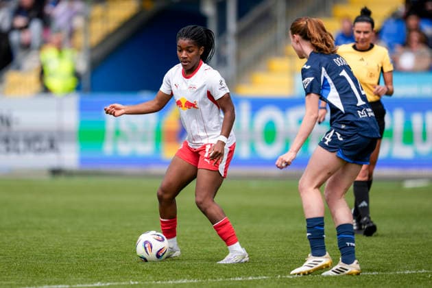 v.li.: Delice Boboy (RBL, 17), Lisa Doorn (TSG, 14), Aktion, Action, Spielszene, 17.05.2026, Sinsheim (Hoffenheim) (Deutschland), Fussball, Google Pixel Frauen-Bundesliga, TSG 1899 Hoffenheim - RB Leipzig, DFB DFL REGULATIONS PROHIBIT ANY USE OF PHOTOGRAPHS AS IMAGE SEQUENCES AND OR QUASI-VIDEO.
