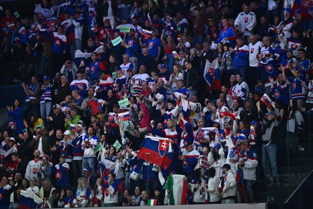Slovak fans are seen during the 2026 IIHF World Championship, WM, Weltmeisterschaft Group B, match Italy vs Slovakia, on May 17, 2026, Fribourg, Switzerland. (CTKxPhoto RadekxPetrasek) CTKPhotoP2026051703278  CTKPhotoP2026051703278