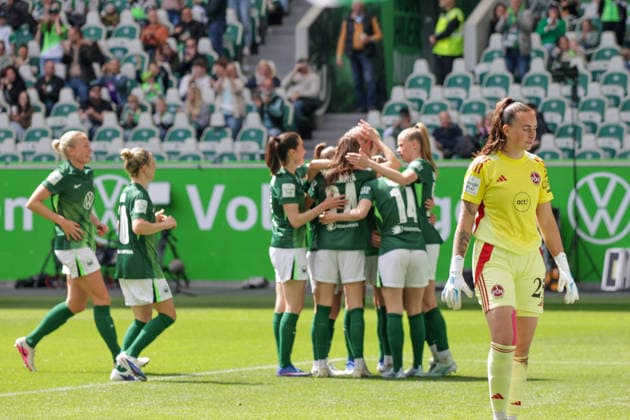 17.05.2026, xgrfx, Fussball Google Pixel Frauen-Bundesliga, VfL Wolfsburg - 1.FC Nürnberg v.l. Tor, Alexandra Popp zum 1:0 (VfL Wolfsburg) (DFL DFB REGULATIONS PROHIBIT ANY USE OF PHOTOGRAPHS as IMAGE SEQUENCES and or QUASI-VIDEO) Wolfsburg