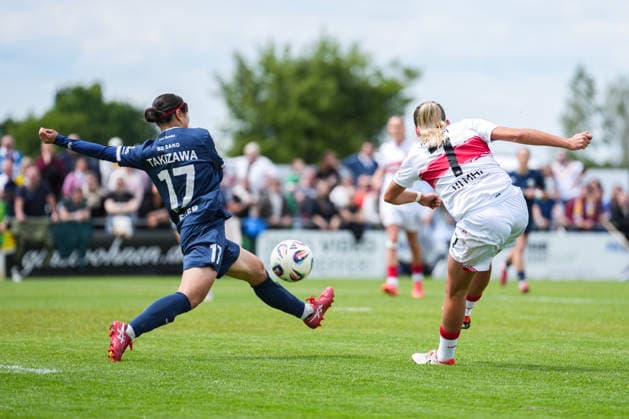 2. Frauen Bundesliga: SC Sand vs. VfB Stuttgart, 17.05.2026 Zweikampf zwischen Rio Takizawa (SC Sand, 17) und Dafina Redzepi (VfB Stuttgart, 7) 2. Frauen Bundesliga: SC Sand vs. VfB Stuttgart, Adams Arena SC Sand, 17.05.2026 DFB DFL REGULATIONS PROHIBIT ANY USE OF PHOTOGRAPHS AS IMAGE SEQUENCES AND OR QUASI-VIDEO. Copyright: xBEAUTIFULxSPORTS Boscox