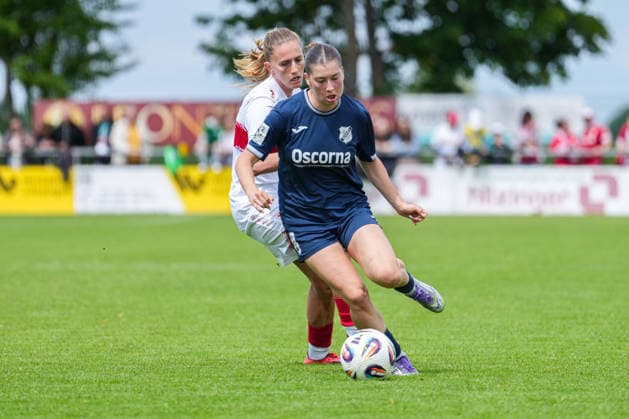 2. Frauen Bundesliga: SC Sand vs. VfB Stuttgart, 17.05.2026 Kim Schneider (SC Sand, 8) im Zweikampf mit Julia Glaser (VfB Stuttgart, 9) 2. Frauen Bundesliga: SC Sand vs. VfB Stuttgart, Adams Arena SC Sand, 17.05.2026 DFB DFL REGULATIONS PROHIBIT ANY USE OF PHOTOGRAPHS AS IMAGE SEQUENCES AND OR QUASI-VIDEO. Copyright: xBEAUTIFULxSPORTS Boscox