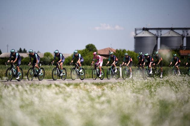 The pack rides during Stage 9 of the Giro d™Italia from Cervia to Corno alle Scale, Italy, Sunday May 17, 2026.  Copyright: xMarcoxAlpozzi LaPressex