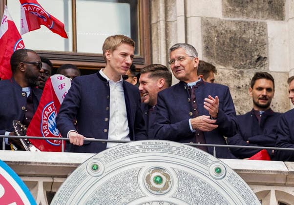 17.05.2026, Fussball Bundesliga 2025 2026, Meisterfeier des FC Bayern München auf dem Rathausbalkon in München. Oberbürgermeister Dominik Krause, Präsident Herbert Hainer (FC Bayern),