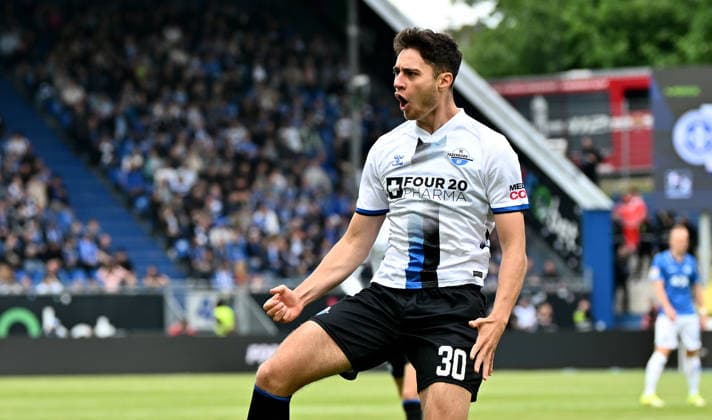 17.05.2026, xfux, Fussball 2.Bundesliga, SV Darmstadt 98 - SC Paderborn 07 v.l. Torschuetze Torschütze Stefano Marino (SC Paderborn) Torjubel, Jubel, Goal celebration, celebrate the goal zum 0:1 jubelnd bejubelt jubelt jubeln Jubel (DFL DFB REGULATIONS PROHIBIT ANY USE OF PHOTOGRAPHS as IMAGE SEQUENCES and or QUASI-VIDEO) Darmstadt