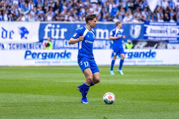 Deutschland: 2.Bundesliga, 34. Spieltag, Saison 2025 2026, 1.FC Magdeburg vs 1. FC Kaiserslautern Avnet Arena (Magdeburg) : Nollenberger Alexander (1. FC Magdeburg, 17) Copyright: xMichellexLukax