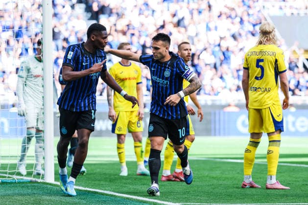 FC Internazionale vs Hellas Verona FC - Serie A 2025 26 - 17 05 2026 Ange-Yoan Bonny of FC Internazionale celebrates after scoring a goal with Lautaro Martinez of FC Internazionale during Serie A 2025 26 football match between FC Internazionale and Hellas Verona FC at San Siro Stadium in Milan, Italy Copyright: xBEAUTIFULxSPORTS Carabellix