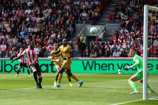 Premier League: Brentford v Crystal Palace LONDON, UK - 17th May 2026: Dango Ouattara of Brentford scores his side s first goal during the Premier League match between Brentford FC and Crystal Palace FC at Gtech Community Stadium London Gtech Community Stadium England United Kingdom Copyright: xCraigxMercerx xPeakxActionxPhotosx