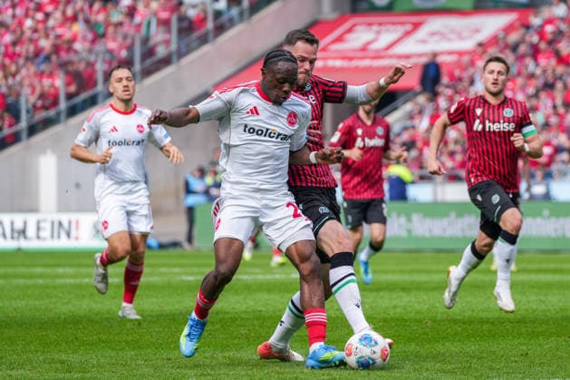 Deutschland: Fussball 2. Bundesliga, Saison 2025 26, 34. Spieltag, Hannover 96 vs 1. FC Nürnberg, 17.05.2026, Heinz von Heiden Arena (Hannover, Niedersachsen) Torschuss zum 2:2 durch Mohamed Ali Zoma (1. FC Nürnberg, 23) Copyright: xLeonxFrickx