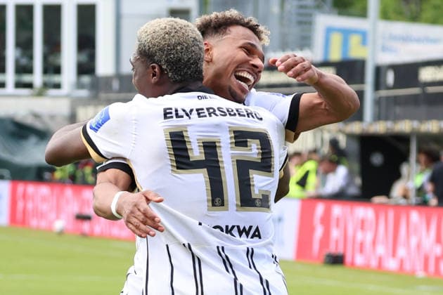 17.05.2026, xrekx, Fussball 2.Bundesliga, SV Elversberg - Preußen Münster v.l. Torjubel nach dem Tor zum celebrating the goal celebrate 3:0 durch BambasÃ ContÃ (SV 07 Elversberg) mit David Mokwa (SV 07 Elversberg) (DFL DFB REGULATIONS PROHIBIT ANY USE OF PHOTOGRAPHS as IMAGE SEQUENCES and or QUASI-VIDEO) Elversberg