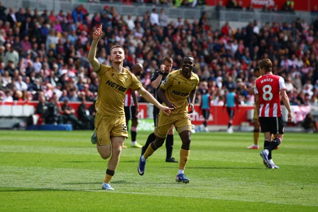 Premier League: Brentford v Crystal Palace LONDON, UK - 17th May 2026: Adam Wharton of Crystal Palace celebrates scoring his side s second goal during the Premier League match between Brentford FC and Crystal Palace FC at Gtech Community Stadium London Gtech Community Stadium England United Kingdom Copyright: xCraigxMercerx xPeakxActionxPhotosx