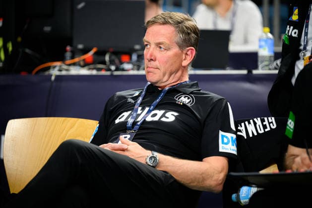 Koeln: Handball Laenderspiel - Deutschland - Daenemark Trainer Alfred Gislason (Deutschland) Koeln Lanxess Arena Deutschland