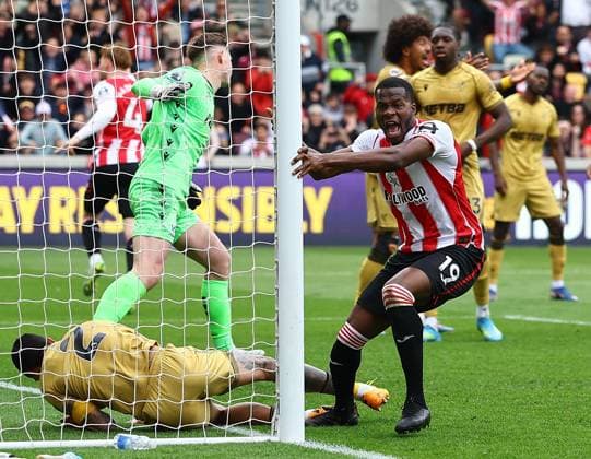 Dango Ouattara of Brentford celebrates scoring their sides second goal Brentford v Crystal Palace, Premier League, Football, Gtech Community Stadium, London, UK - 17 May 2026London Gtech Community Stadium United Kingdom EDITORIAL USE ONLY No use with unauthorised audio, video, data, fixture lists, club league logos or live services. Online in-match use limited to 120 images, no video emulation. No use in betting, games or single club league player publications.  Copyright: xMichaelxZemanek Shutterstockx 16877452aq